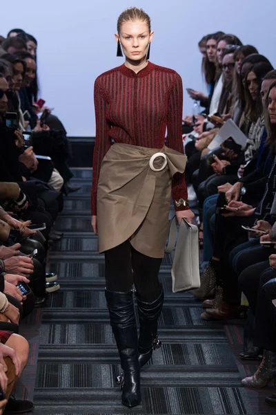 Look 34